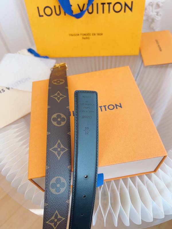 Louis Vuitton 30MM Belt LVB00283